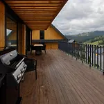 Skogur - & Chalet