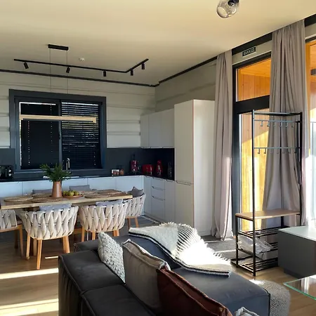 Skogur - & Chalet